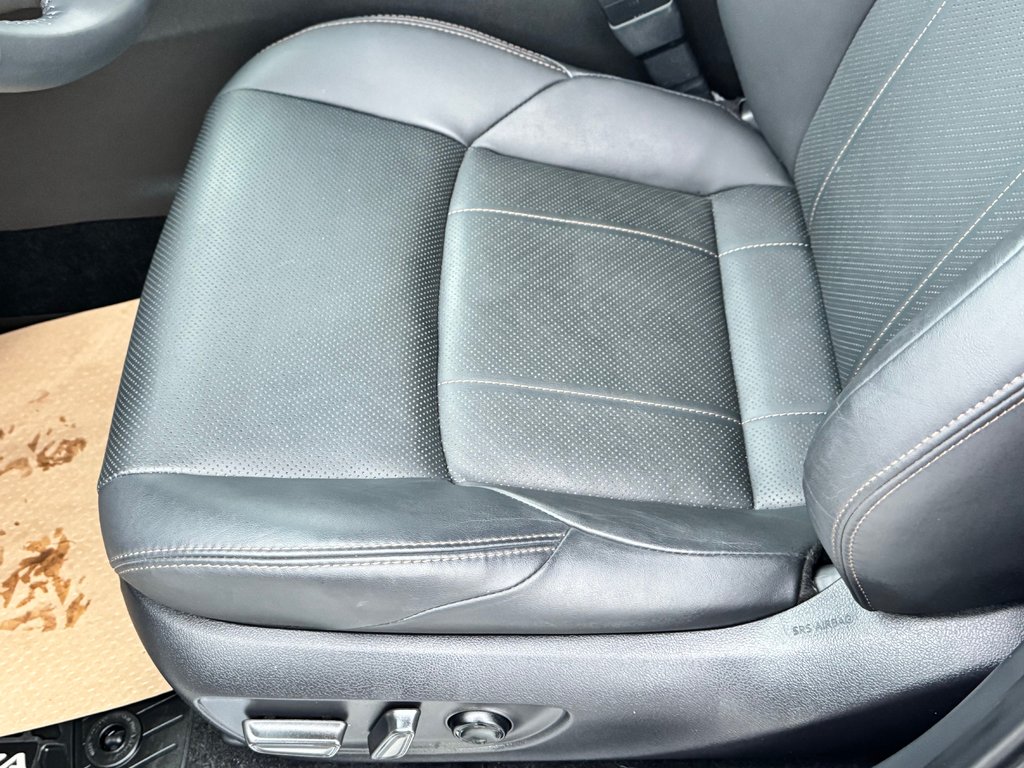 2023 Toyota Venza LIMITED AWD / PEA 20-07-27=100KM / LA TOTALE !!! / in Thetford Mines, Quebec - 40 - w1024h768px