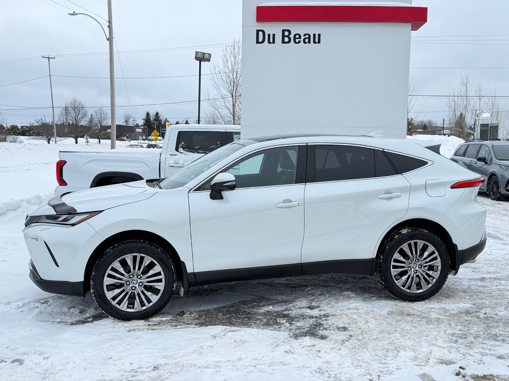 Toyota Venza LIMITED AWD / PEA 20-07-27=100KM / LA TOTALE !!! / 2023 à Thetford Mines, Québec - 7 - w1024h768px