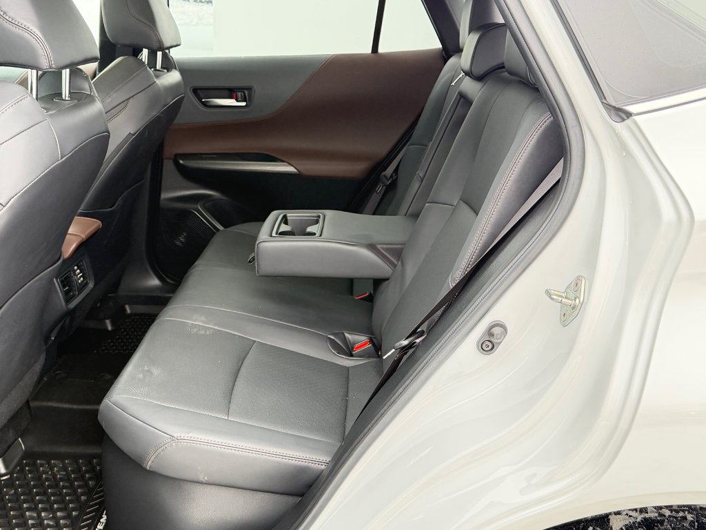 Toyota Venza LIMITED AWD / PEA 20-07-27=100KM / LA TOTALE !!! / 2023 à Thetford Mines, Québec - 62 - w1024h768px
