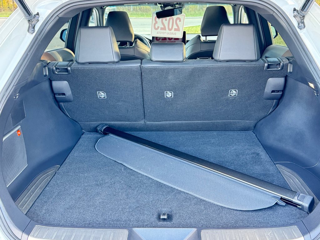 2023 Toyota Venza LIMITED AWD / PEA 20-07-27=100KM / LA TOTALE !!! / in Thetford Mines, Quebec - 68 - w1024h768px