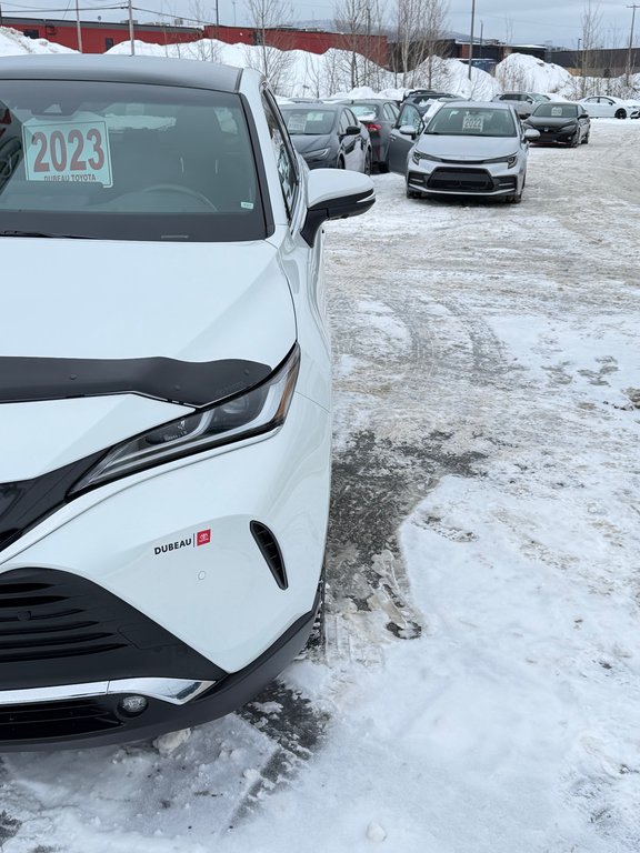 Toyota Venza LIMITED AWD / PEA 20-07-27=100KM / LA TOTALE !!! / 2023 à Thetford Mines, Québec - 9 - w1024h768px