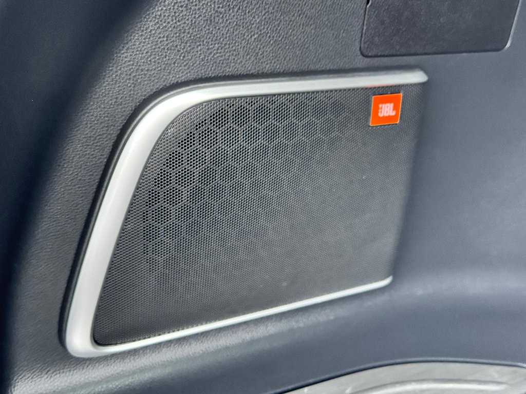 2023 Toyota Venza LIMITED AWD / PEA 20-07-27=100KM / LA TOTALE !!! / in Thetford Mines, Quebec - 75 - w1024h768px