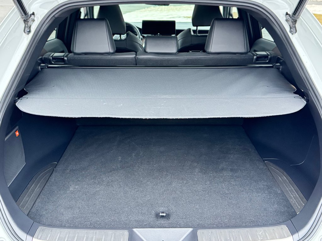 2023 Toyota Venza LIMITED AWD / PEA 20-07-27=100KM / LA TOTALE !!! / in Thetford Mines, Quebec - 74 - w1024h768px