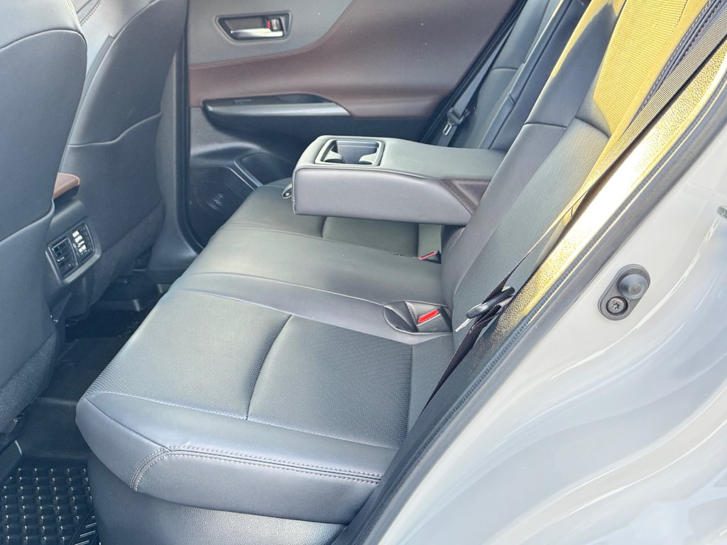 2023 Toyota Venza LIMITED AWD / PEA 20-07-27=100KM / LA TOTALE !!! / in Thetford Mines, Quebec - 64 - w1024h768px