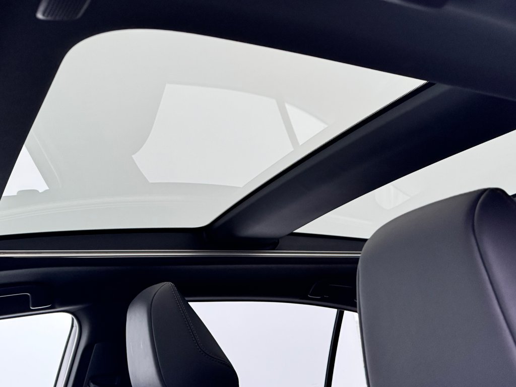 2023 Toyota Venza LIMITED AWD / PEA 20-07-27=100KM / LA TOTALE !!! / in Thetford Mines, Quebec - 67 - w1024h768px