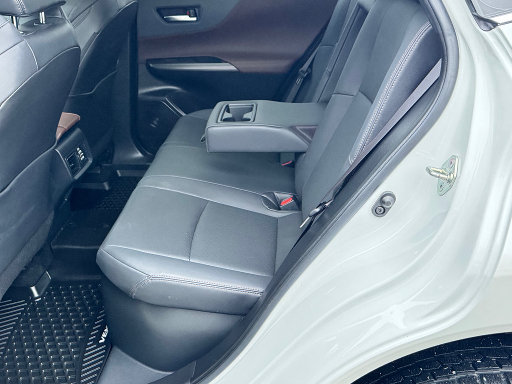 2023 Toyota Venza LIMITED AWD / PEA 20-07-27=100KM / LA TOTALE !!! / in Thetford Mines, Quebec - 70 - w1024h768px