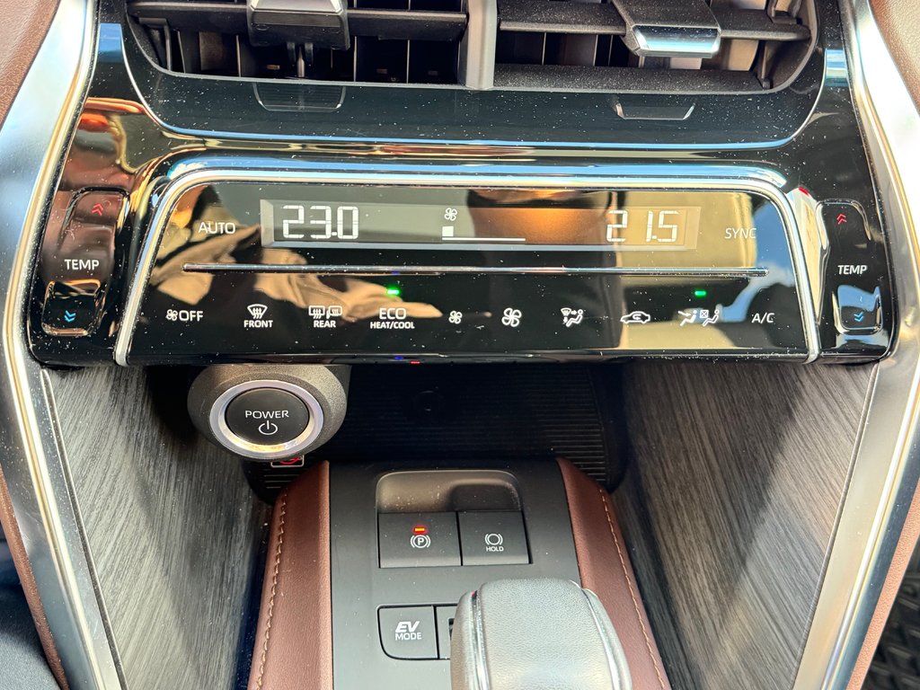 2023 Toyota Venza LIMITED AWD / PEA 20-07-27=100KM / LA TOTALE !!! / in Thetford Mines, Quebec - 49 - w1024h768px