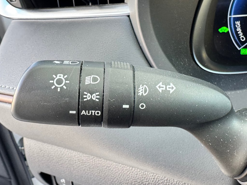 2023 Toyota Venza LIMITED AWD / PEA 20-07-27=100KM / LA TOTALE !!! / in Thetford Mines, Quebec - 41 - w1024h768px