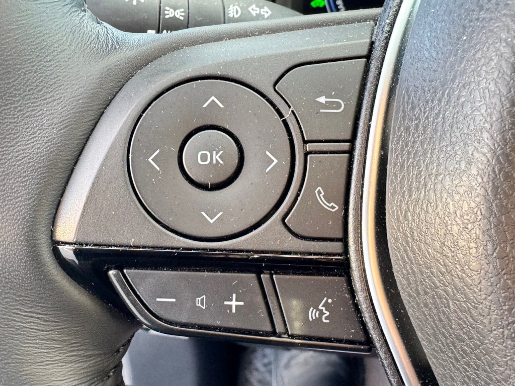 2023 Toyota Venza LIMITED AWD / PEA 20-07-27=100KM / LA TOTALE !!! / in Thetford Mines, Quebec - 40 - w1024h768px