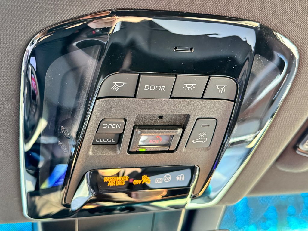 2023 Toyota Venza LIMITED AWD / PEA 20-07-27=100KM / LA TOTALE !!! / in Thetford Mines, Quebec - 59 - w1024h768px