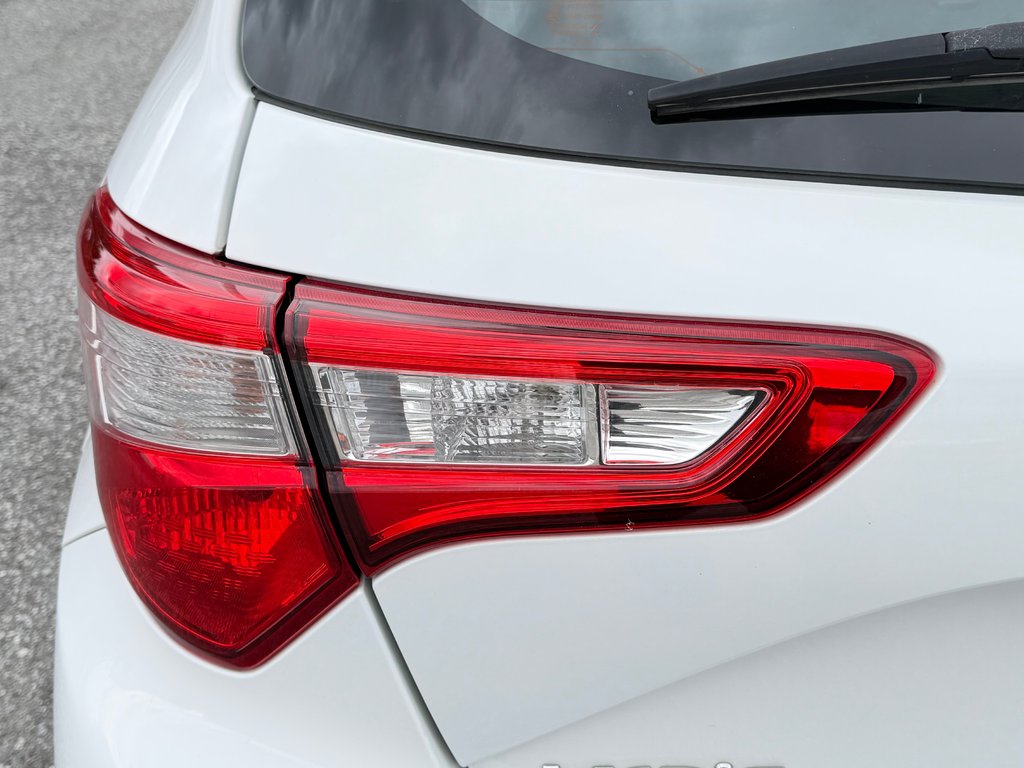 Toyota Yaris Hatchback SE = HYPER RARE / MAGS / AILERON ET ++ / AUBAINE / 2019 à Thetford Mines, Québec - 20 - w1024h768px