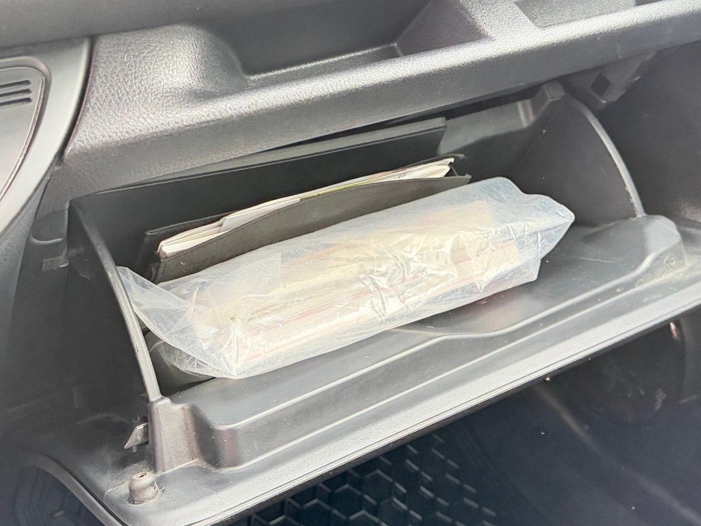 Toyota Yaris Hatchback SE = HYPER RARE / MAGS / AILERON ET ++ / AUBAINE / 2019 à Thetford Mines, Québec - 47 - w1024h768px