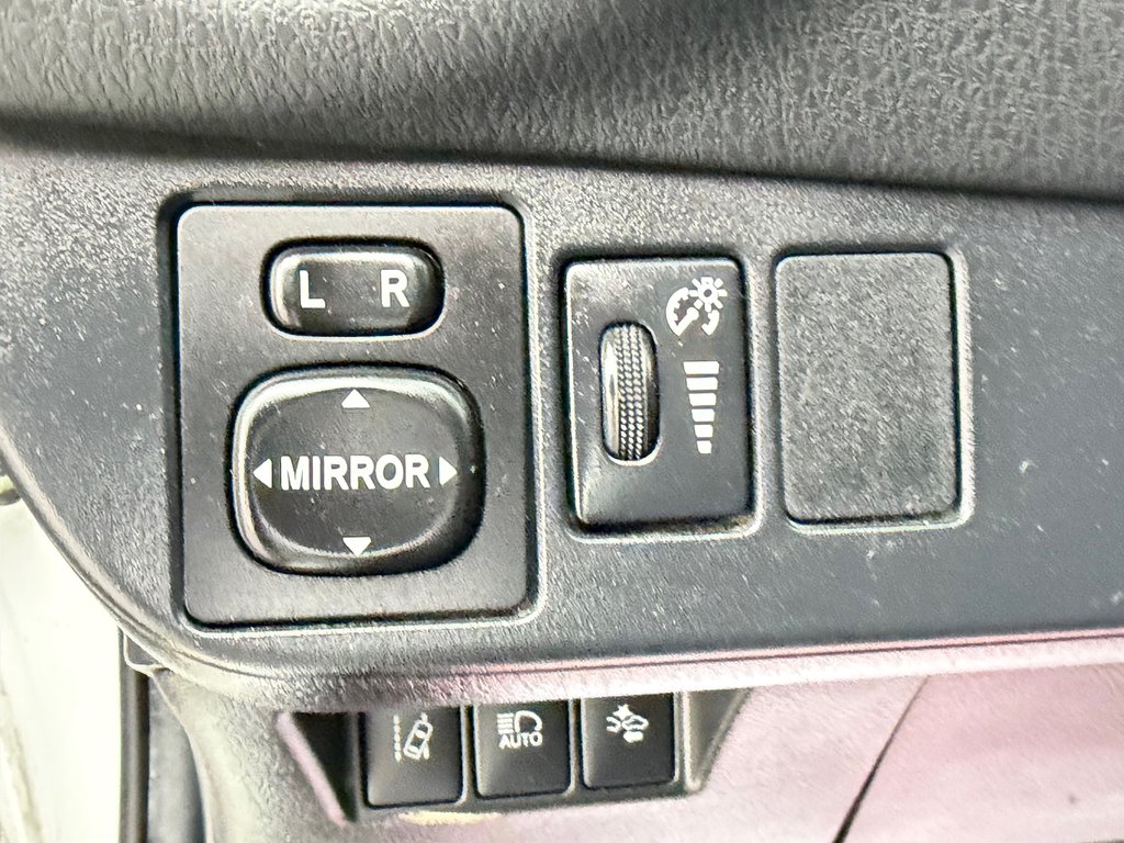 Toyota Yaris Hatchback SE = HYPER RARE / MAGS / AILERON ET ++ / AUBAINE / 2019 à Thetford Mines, Québec - 31 - w1024h768px