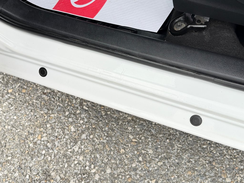 Toyota Yaris Hatchback SE = HYPER RARE / MAGS / AILERON ET ++ / AUBAINE / 2019 à Thetford Mines, Québec - 28 - w1024h768px