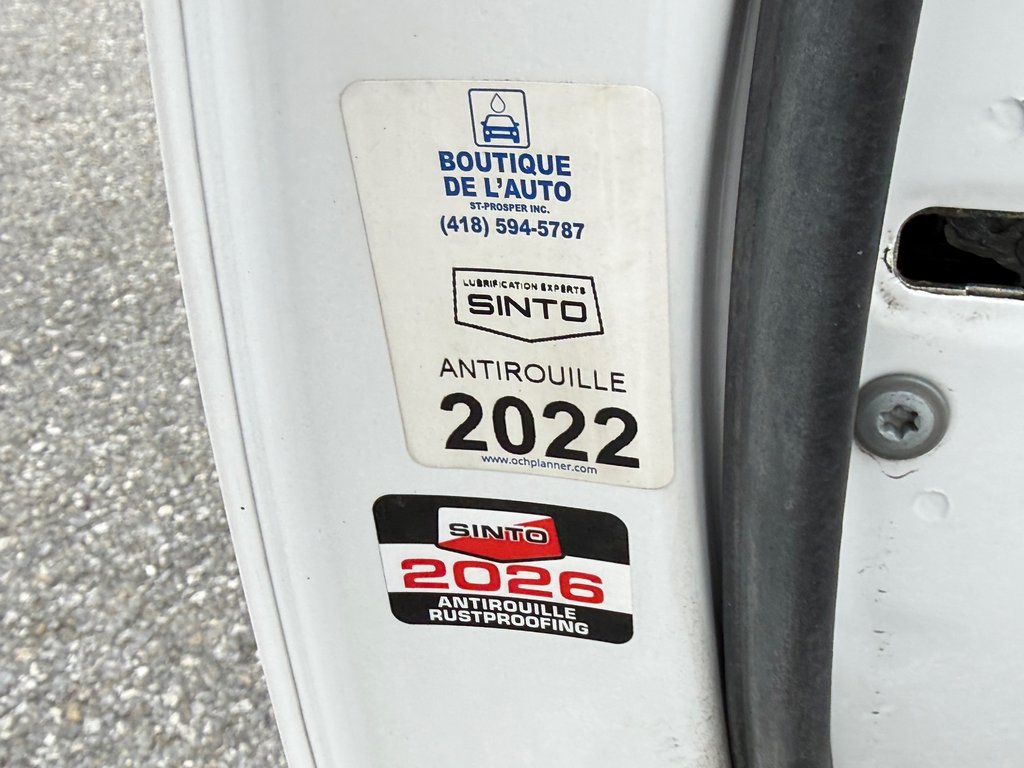 Toyota Yaris Hatchback SE = HYPER RARE / MAGS / AILERON ET ++ / AUBAINE / 2019 à Thetford Mines, Québec - 29 - w1024h768px