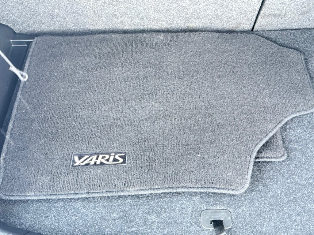 2015 Toyota Yaris SE / AUTOM / TRÈS BAS KILOS / ULTRA FIABLE / in Thetford Mines, Quebec - 45 - w1024h768px