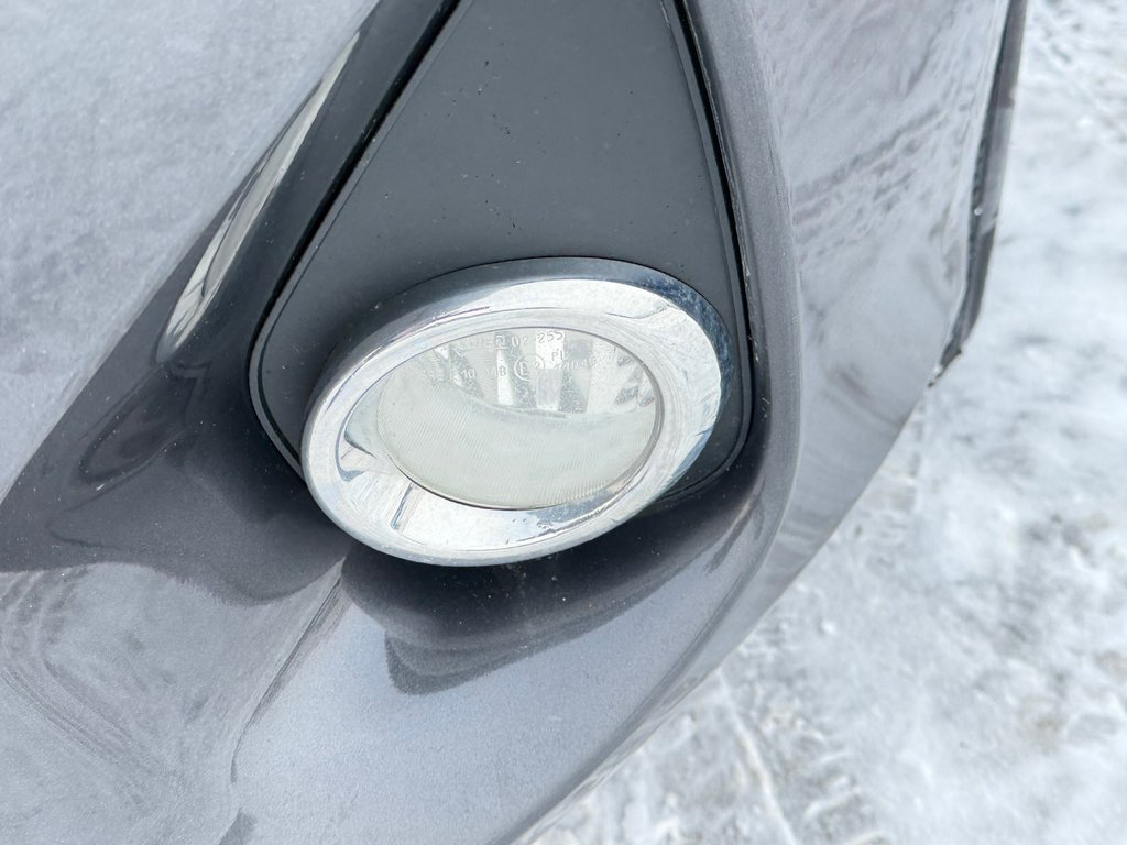 2015 Toyota Yaris SE / AUTOM / TRÈS BAS KILOS / ULTRA FIABLE / in Thetford Mines, Quebec - 10 - w1024h768px