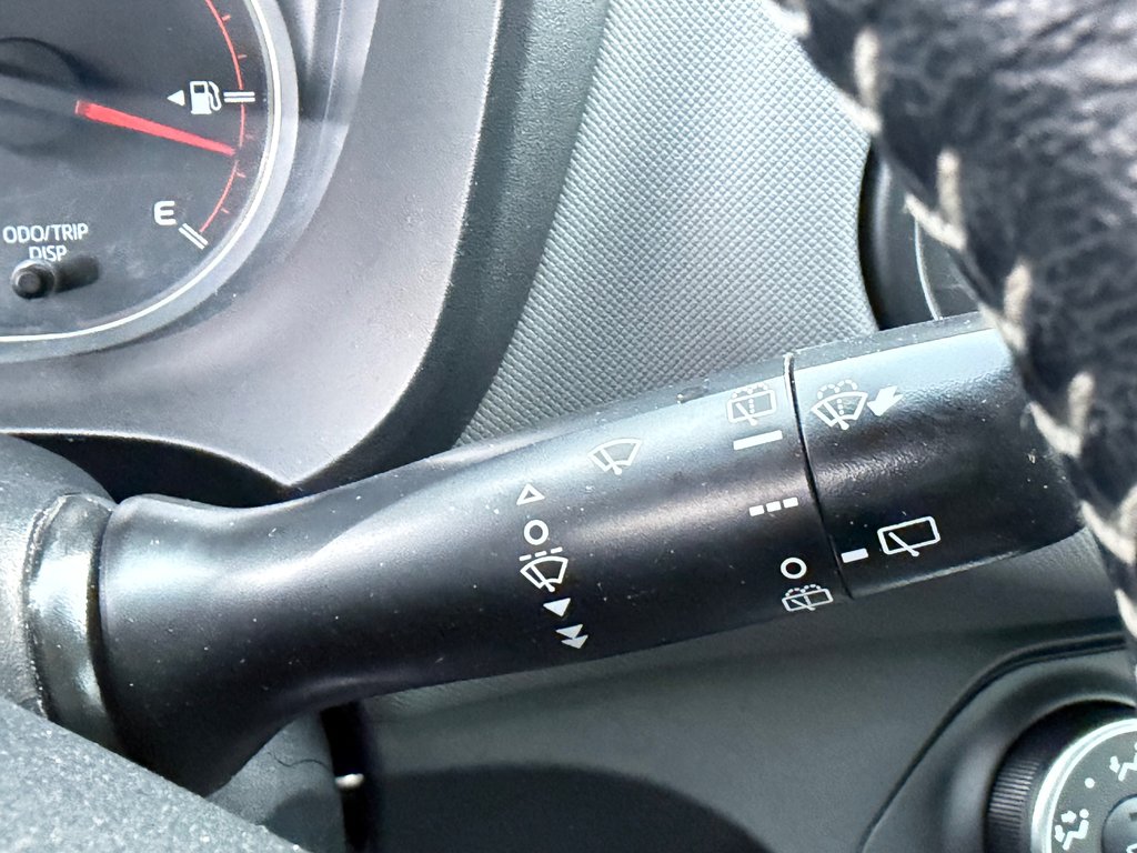 2015 Toyota Yaris SE / AUTOM / TRÈS BAS KILOS / ULTRA FIABLE / in Thetford Mines, Quebec - 31 - w1024h768px