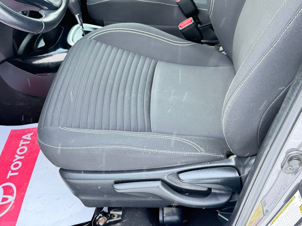 2015 Toyota Yaris SE / AUTOM / TRÈS BAS KILOS / ULTRA FIABLE / in Thetford Mines, Quebec - 25 - w1024h768px