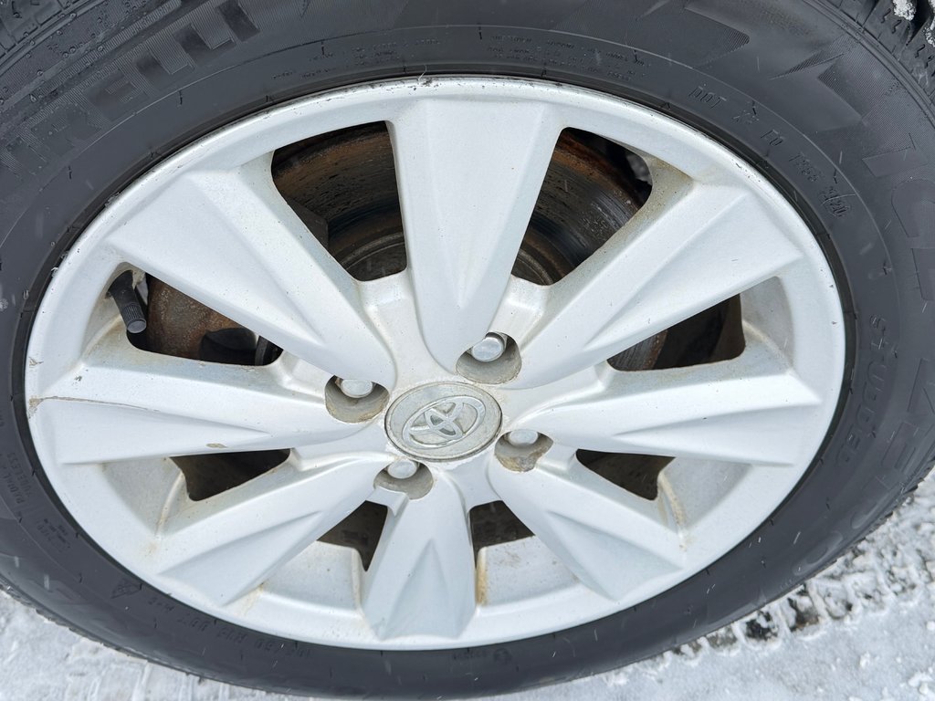 2015 Toyota Yaris SE / AUTOM / TRÈS BAS KILOS / ULTRA FIABLE / in Thetford Mines, Quebec - 14 - w1024h768px