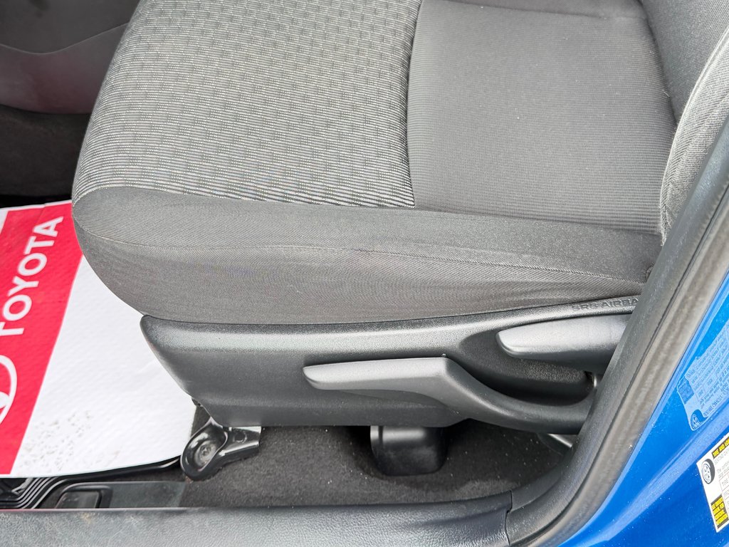 2016 Toyota Yaris LE / MANUELLE + AC / ULTRA ÉCONOMIQUE / in Thetford Mines, Quebec - 23 - w1024h768px