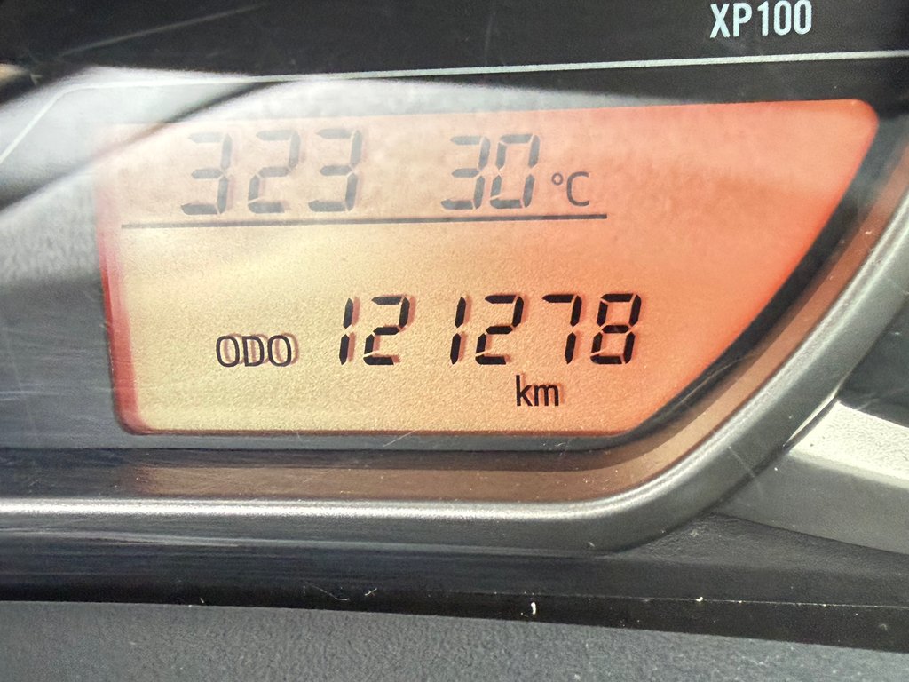 2016 Toyota Yaris LE / MANUELLE + AC / ULTRA ÉCONOMIQUE / in Thetford Mines, Quebec - 29 - w1024h768px