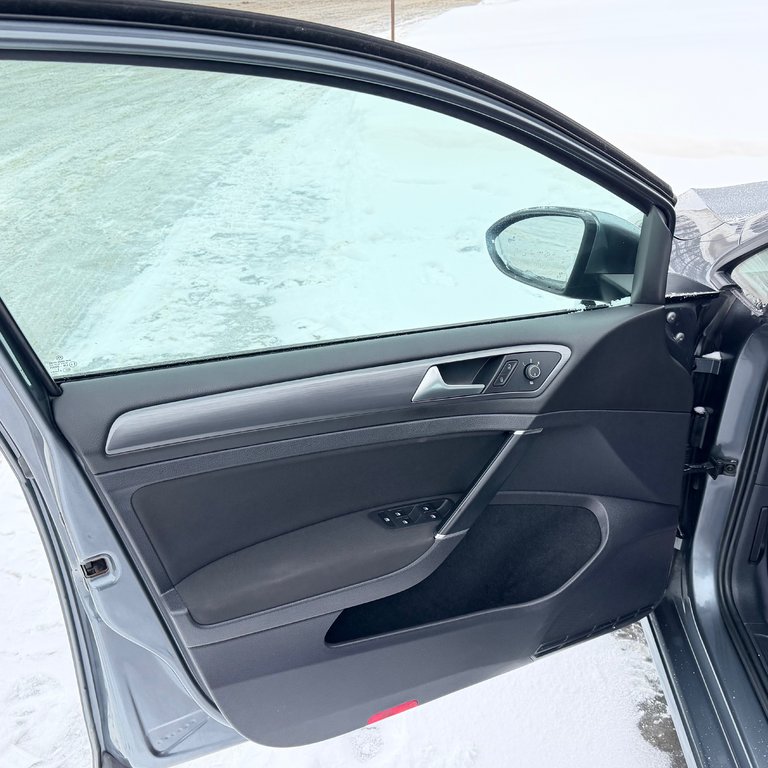 Volkswagen Golf SportWagen COMFORTLINE AWD / MEILLEUR PRIX GARANTIS / 2019 à Thetford Mines, Québec - 18 - w1024h768px