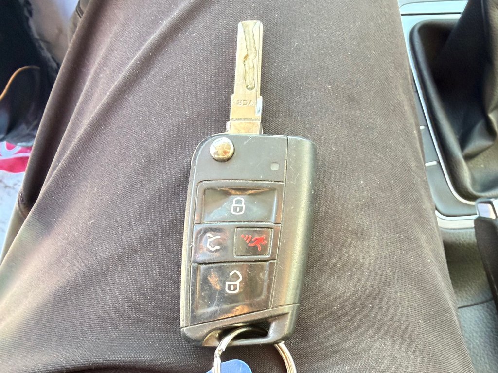 Volkswagen Golf TRENDLINE / MANUELLE / TURBO / MAGS / RABAISSÉ /VITRE TEINTÉE ET +++ / 2015 à Thetford Mines, Québec - 49 - w1024h768px