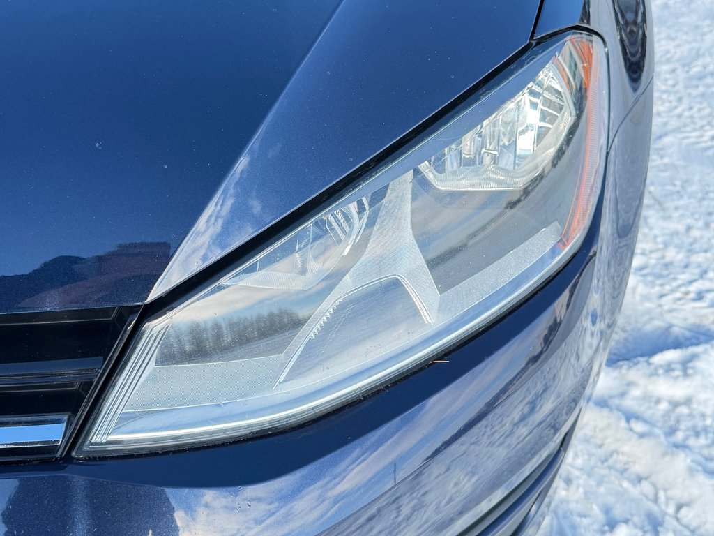 Volkswagen Golf TRENDLINE / MANUELLE / TURBO / MAGS / RABAISSÉ /VITRE TEINTÉE ET +++ / 2015 à Thetford Mines, Québec - 10 - w1024h768px