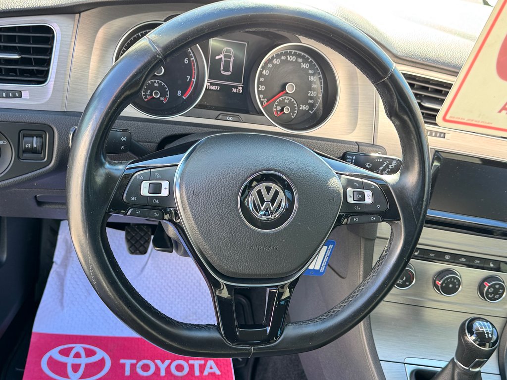 2015 Volkswagen Golf TRENDLINE / MANUELLE / TURBO / MAGS / RABAISSÉ /VITRE TEINTÉE ET +++ / in Thetford Mines, Quebec - 32 - w1024h768px