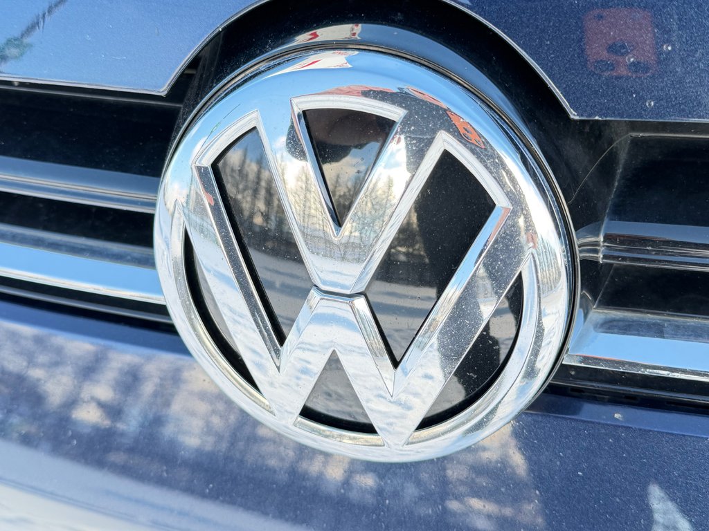 Volkswagen Golf TRENDLINE / MANUELLE / TURBO / MAGS / RABAISSÉ /VITRE TEINTÉE ET +++ / 2015 à Thetford Mines, Québec - 11 - w1024h768px