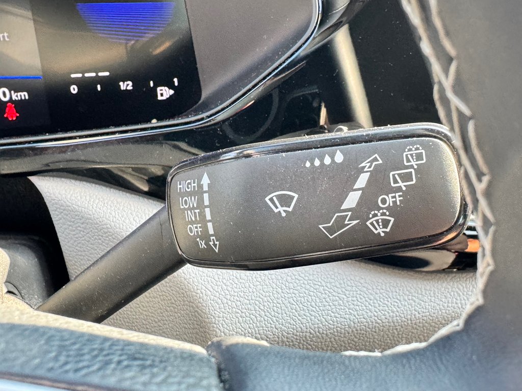 Volkswagen Taos Trendline 2024 à Thetford Mines, Québec - 33 - w1024h768px