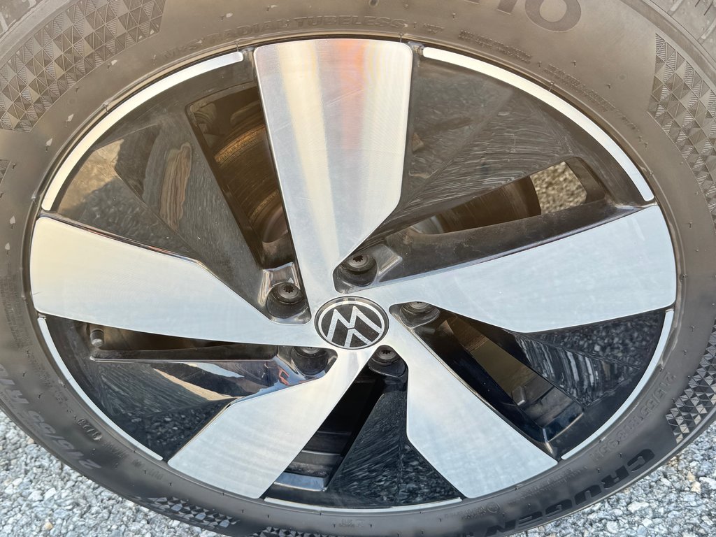 Volkswagen Taos Trendline 2024 à Thetford Mines, Québec - 13 - w1024h768px