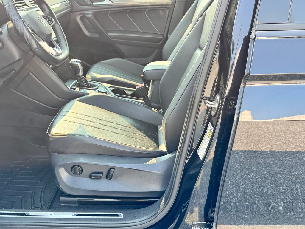 2022 Volkswagen Tiguan COMFORTLINE R-LINE AWD / TRÈS BAS KILOS WOW !! / in Thetford Mines, Quebec - 31 - w1024h768px