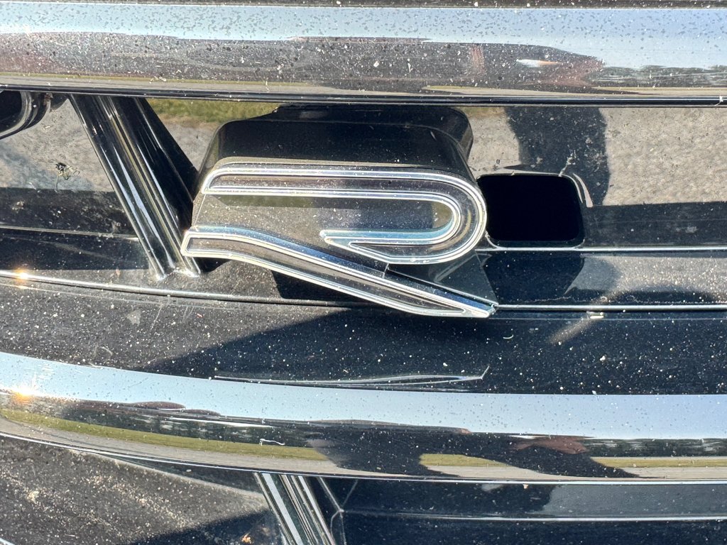 2022 Volkswagen Tiguan COMFORTLINE R-LINE AWD / TRÈS BAS KILOS WOW !! / in Thetford Mines, Quebec - 14 - w1024h768px