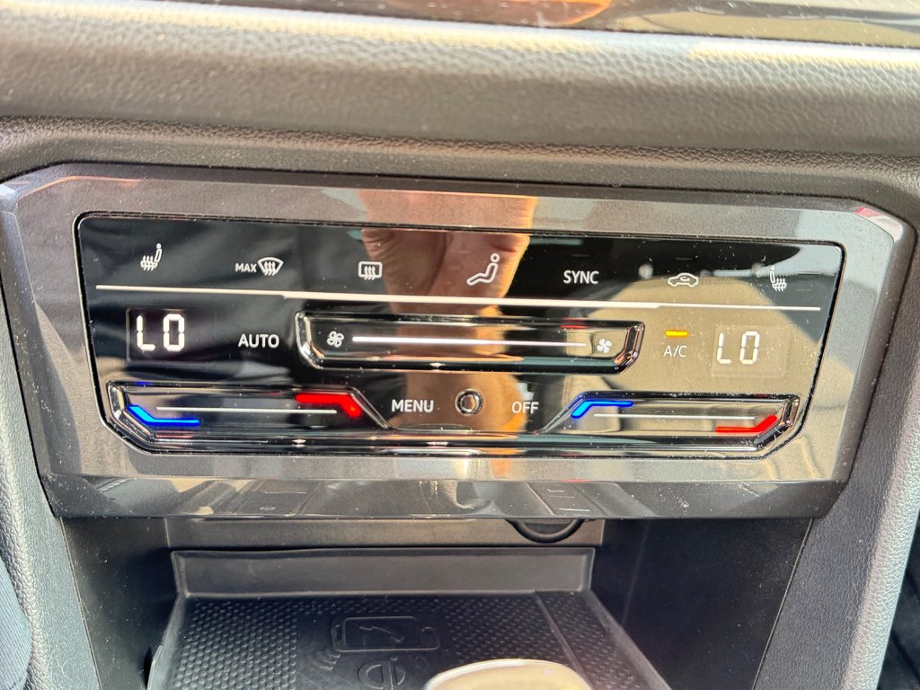 2022 Volkswagen Tiguan COMFORTLINE R-LINE AWD / TRÈS BAS KILOS WOW !! / in Thetford Mines, Quebec - 46 - w1024h768px