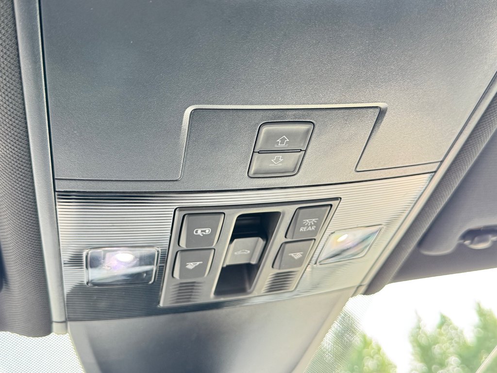 2022 Volkswagen Tiguan COMFORTLINE R-LINE AWD / TRÈS BAS KILOS WOW !! / in Thetford Mines, Quebec - 57 - w1024h768px