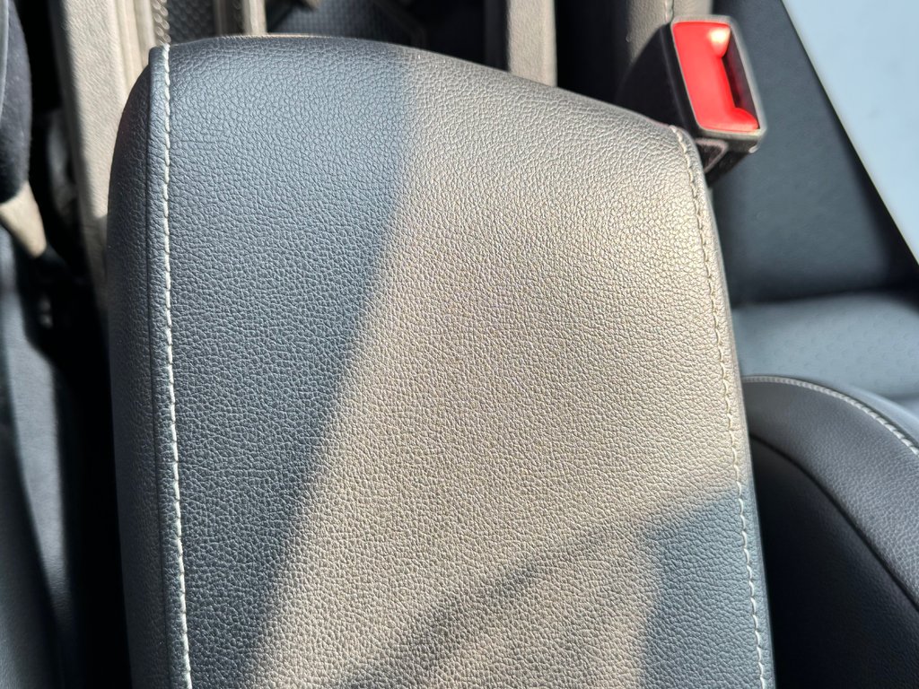 2022 Volkswagen Tiguan COMFORTLINE R-LINE AWD / TRÈS BAS KILOS WOW !! / in Thetford Mines, Quebec - 54 - w1024h768px