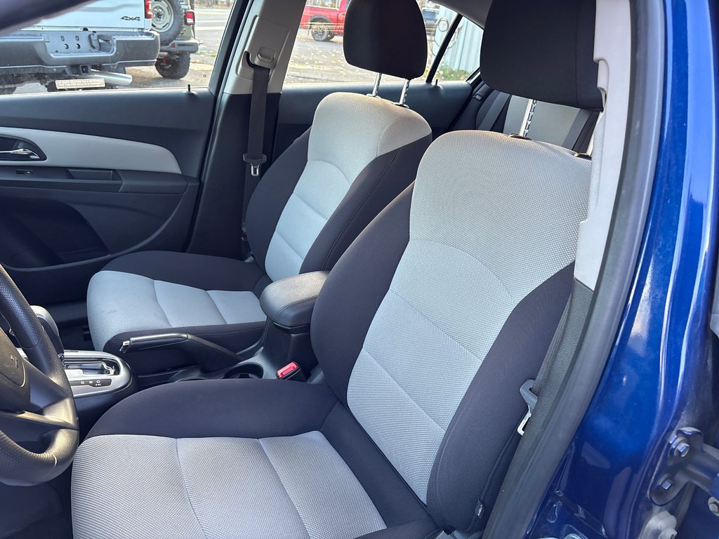 Chevrolet Cruze LS 2013 à Paspébiac, Québec - 17 - w1024h768px