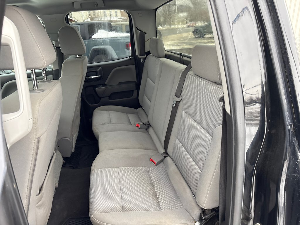 Chevrolet Silverado 1500 LD Work Truck 2019 à Paspébiac, Québec - 10 - w1024h768px