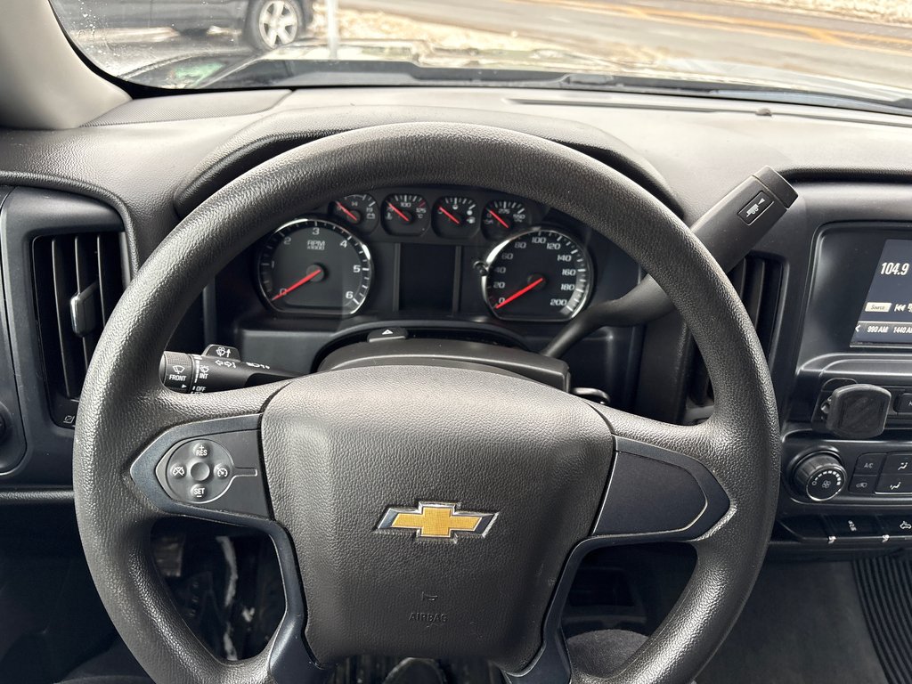 Chevrolet Silverado 1500 LD Work Truck 2019 à Paspébiac, Québec - 15 - w1024h768px