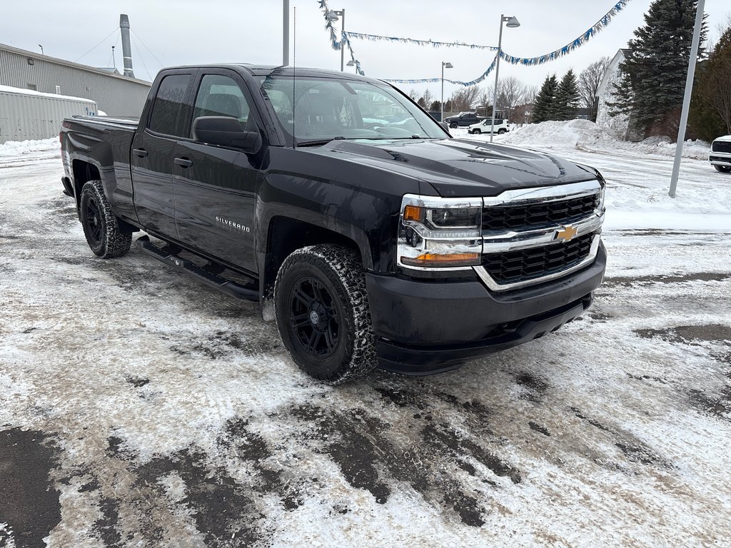 Chevrolet Silverado 1500 LD Work Truck 2019 à Paspébiac, Québec - 3 - w1024h768px