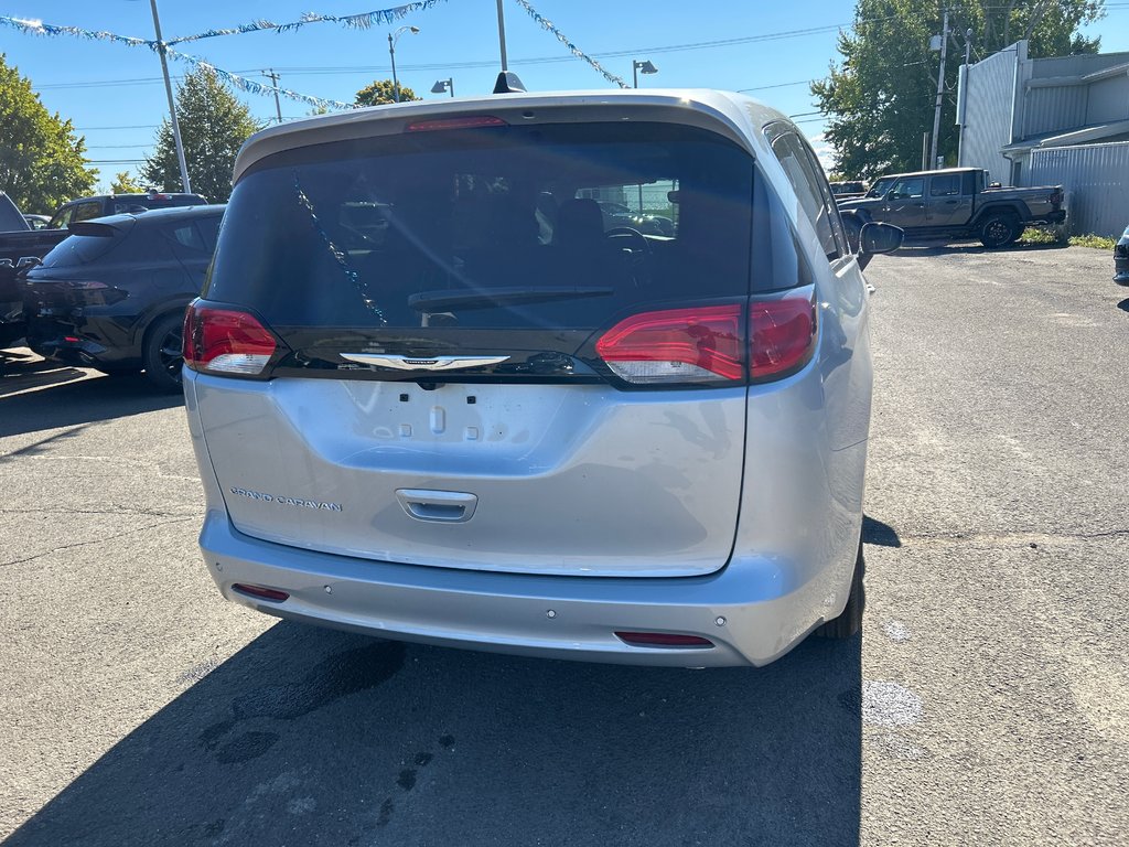 2024  Grand Caravan SXT in Paspébiac, Quebec - 6 - w1024h768px