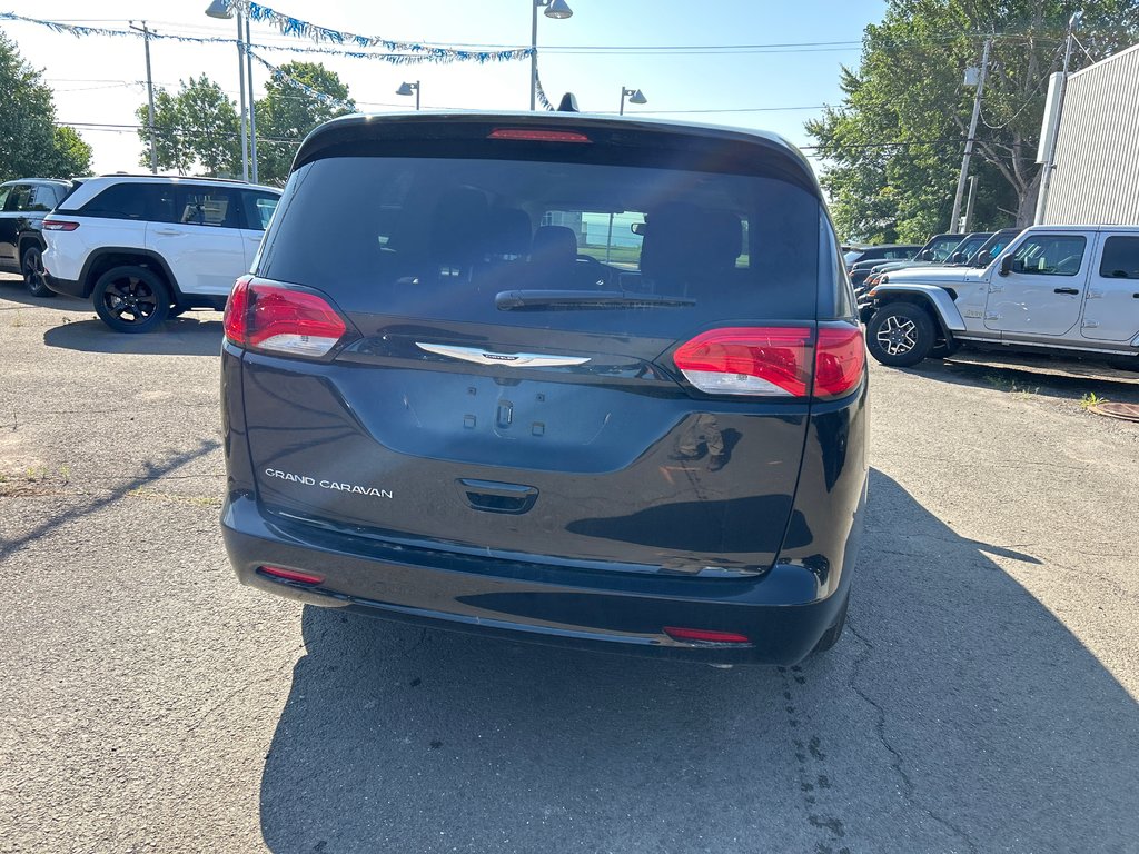 2024  Grand Caravan SXT in Paspébiac, Quebec - 6 - w1024h768px