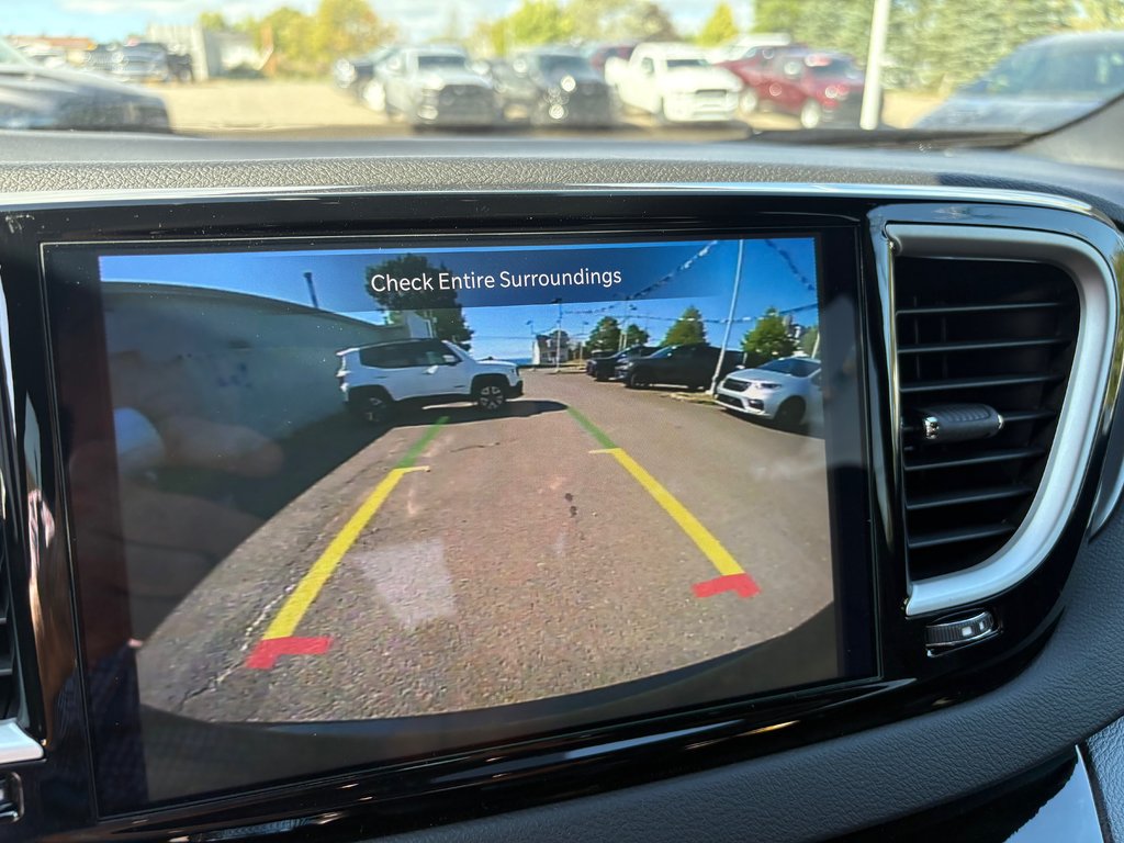 2025 Chrysler Grand Caravan SXT in Paspébiac, Quebec - 22 - w1024h768px