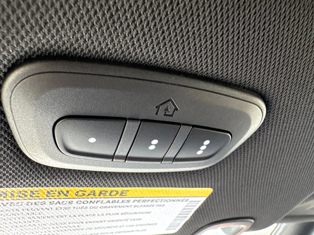 Chrysler Pacifica SELECT AWD 2026 à Paspébiac, Québec - 24 - w1024h768px