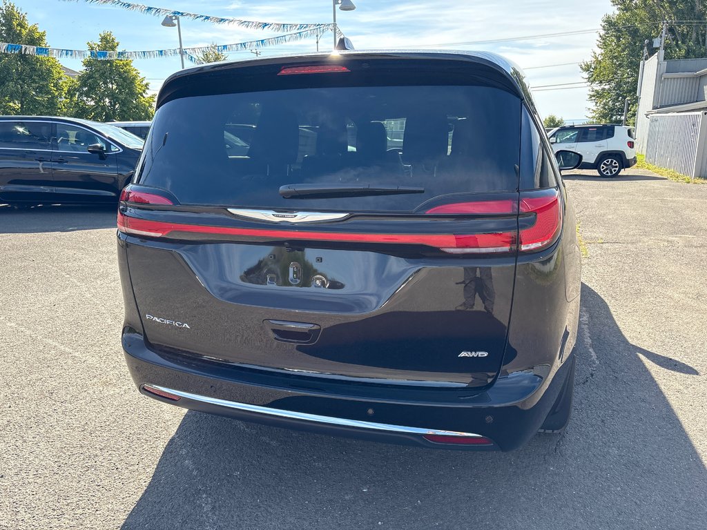 Chrysler Pacifica SELECT AWD 2026 à Paspébiac, Québec - 6 - w1024h768px