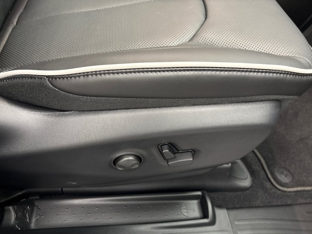 Chrysler Pacifica  2027 à Paspébiac, Québec - 29 - w1024h768px