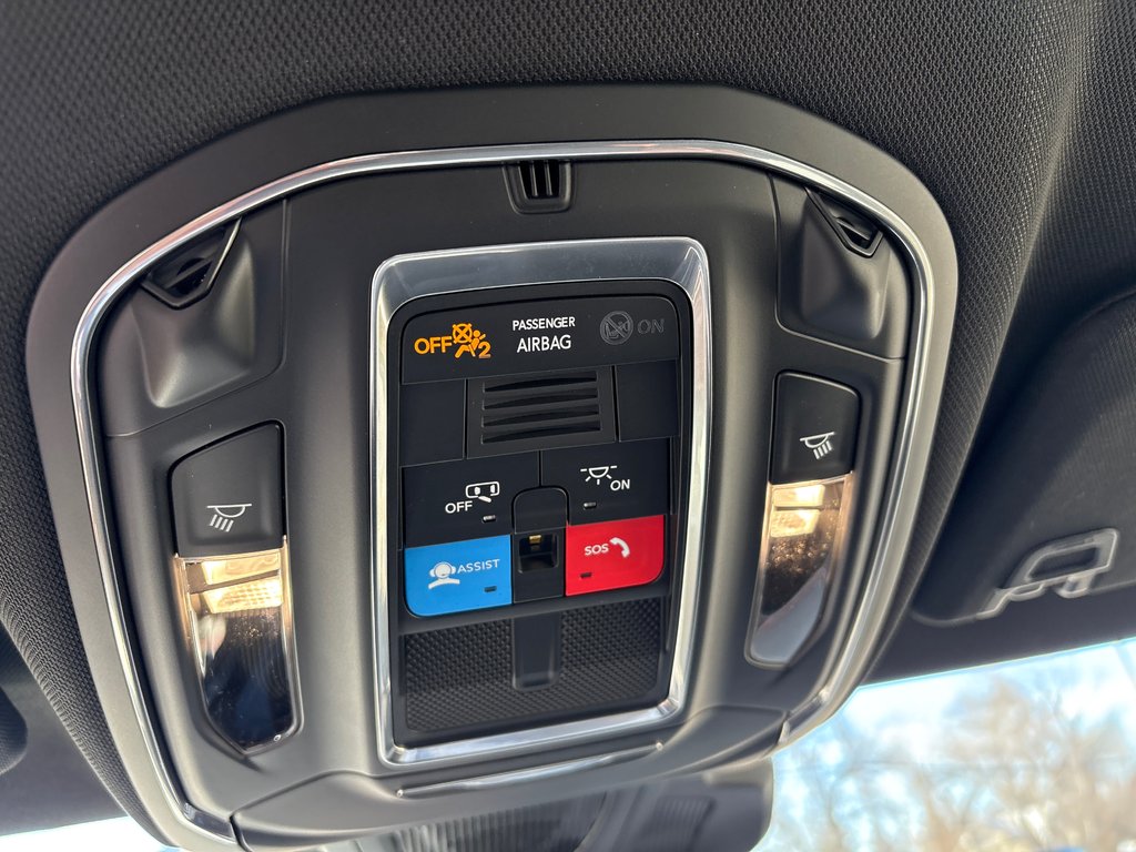 2026 Dodge Charger 2-Doors SCAT PACK in Paspébiac, Quebec - 20 - w1024h768px