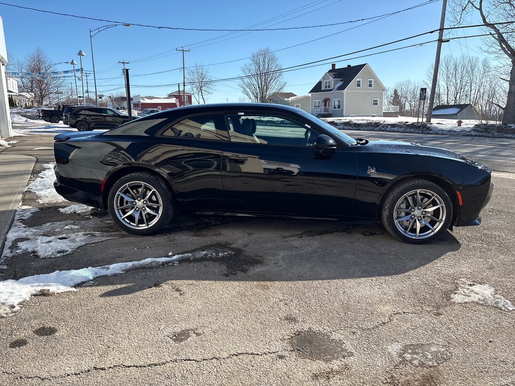 2026 Dodge Charger 2-Doors SCAT PACK in Paspébiac, Quebec - 4 - w1024h768px